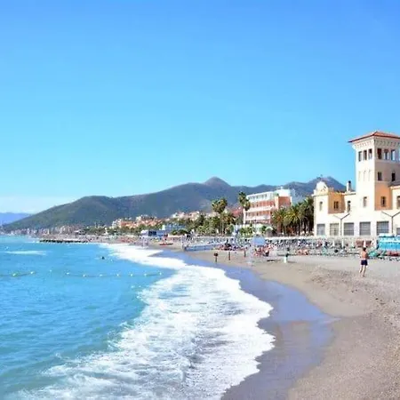 Апартаменты Casa Silvia A Pochi Passi Dal Mare Di Лоано